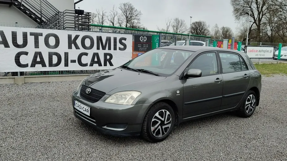 TOYOTA Corolla -