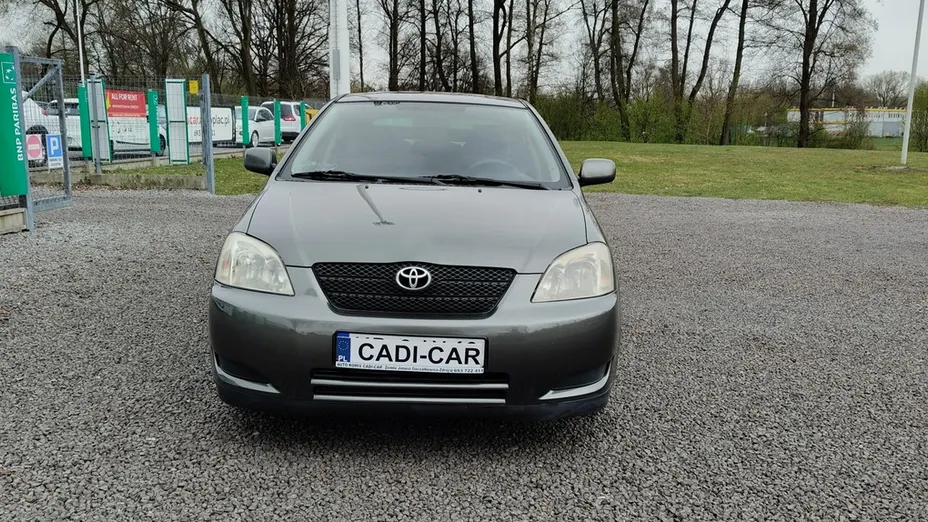 TOYOTA Corolla -