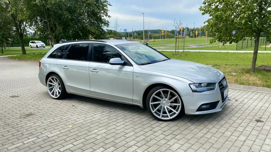 AUDI A4 Avant -