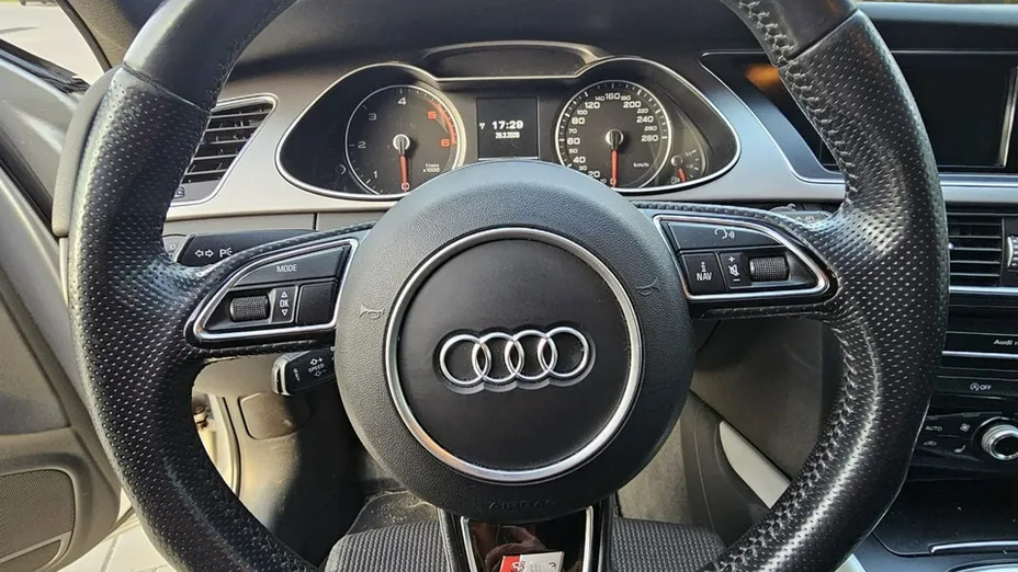 AUDI A4 Avant -