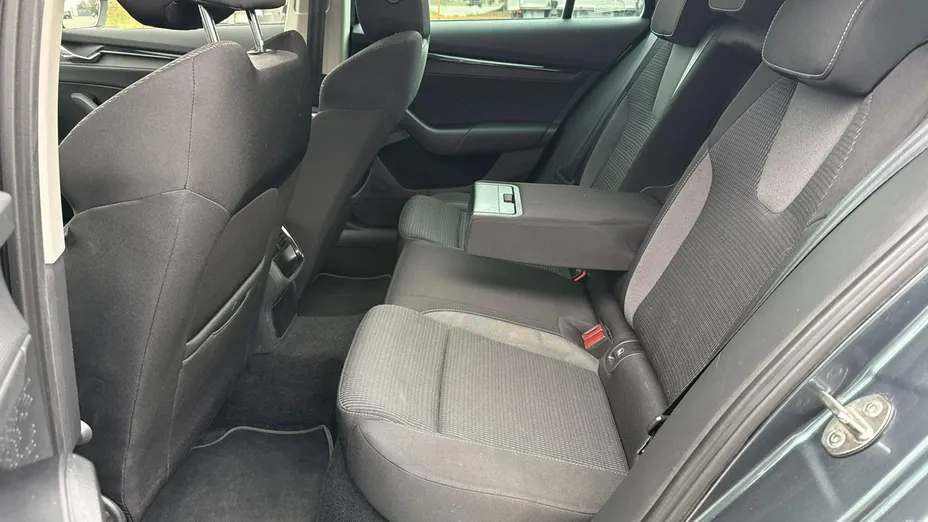 SKODA Octavia -