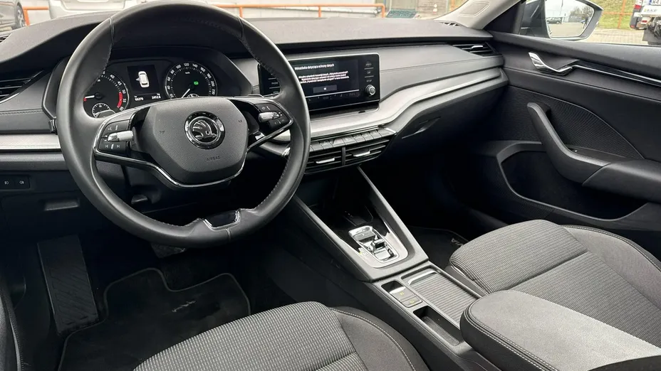SKODA Octavia -