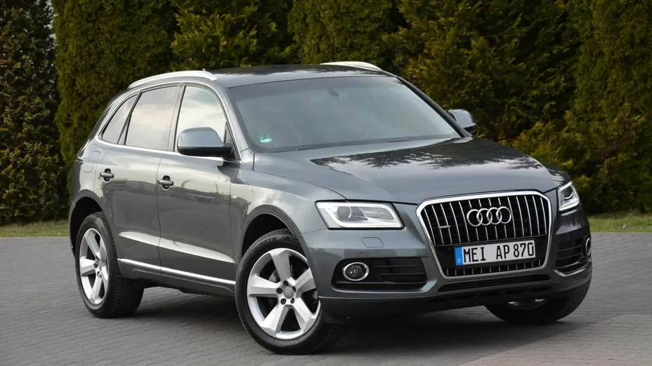 AUDI Q5 -