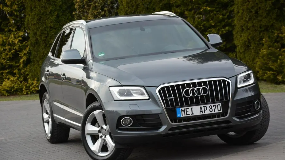 AUDI Q5 -