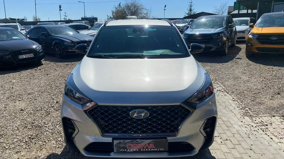 HYUNDAI Tucson -