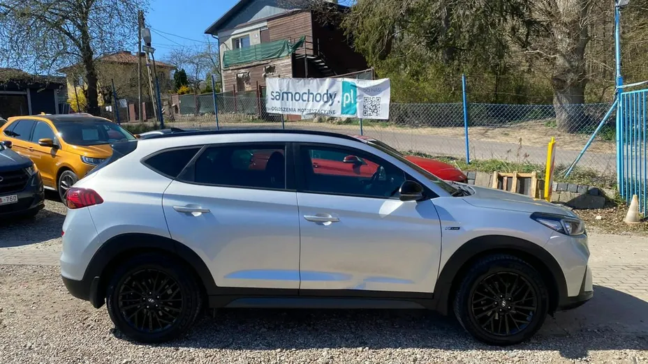HYUNDAI Tucson -