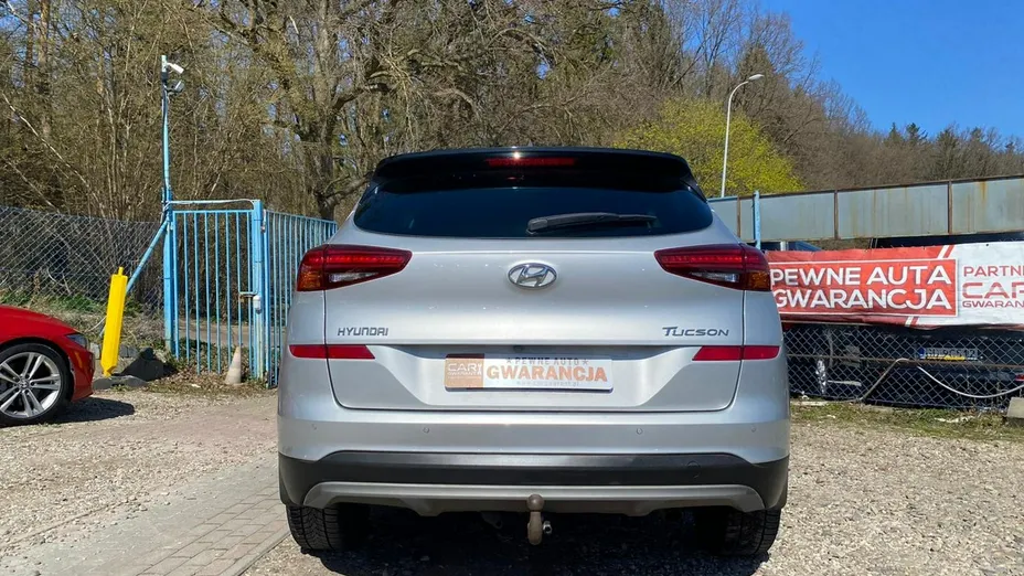 HYUNDAI Tucson -