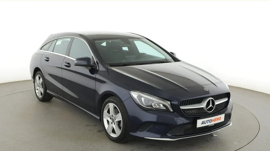 MERCEDES-BENZ CLA -