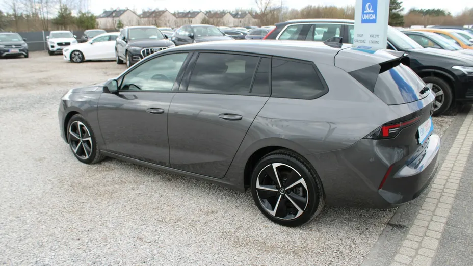 OPEL Astra -