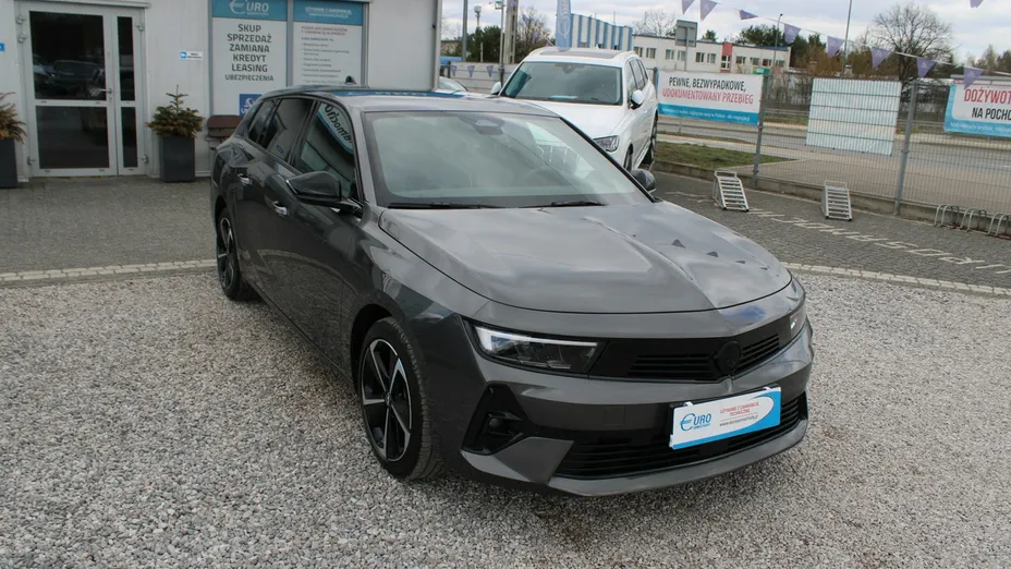 OPEL Astra -