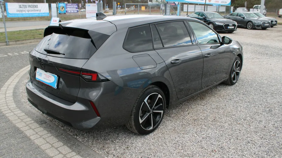 OPEL Astra -