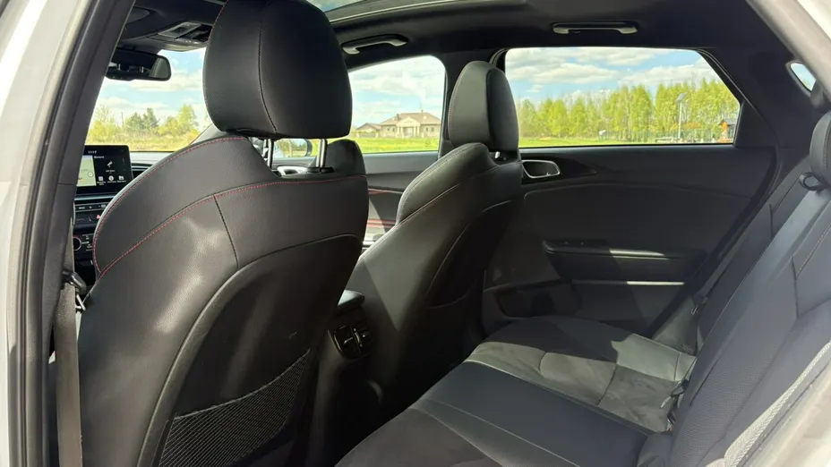 KIA ProCeed -