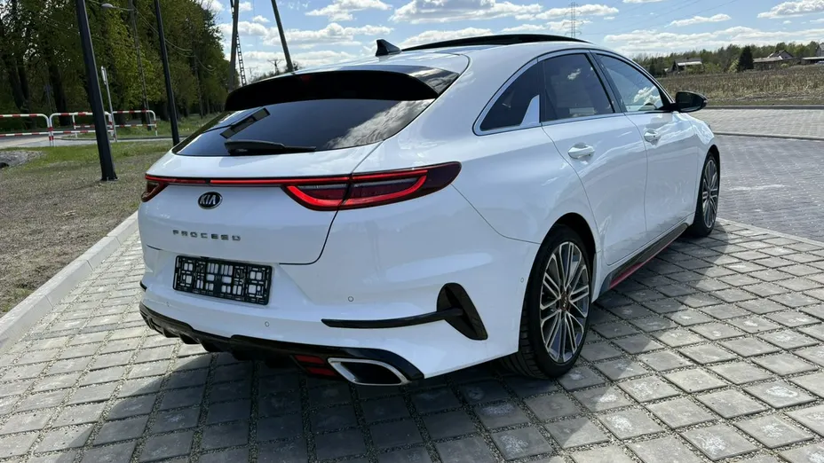 KIA ProCeed -