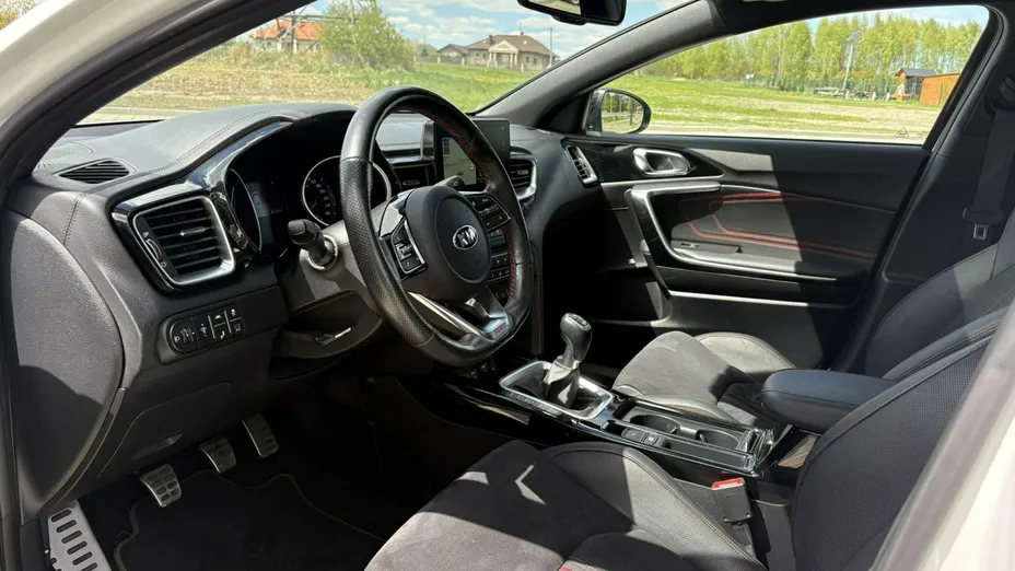 KIA ProCeed -