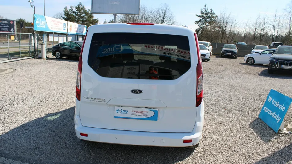 FORD Tourneo Connect -