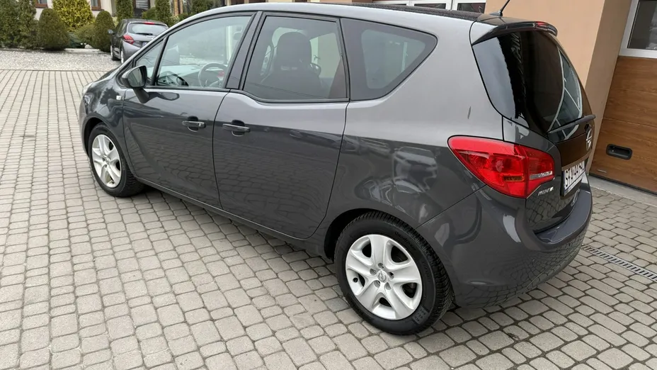 OPEL Meriva -