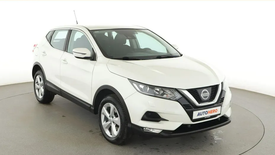 NISSAN Qashqai -