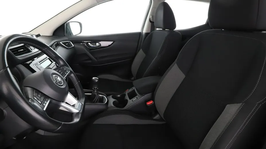 NISSAN Qashqai -