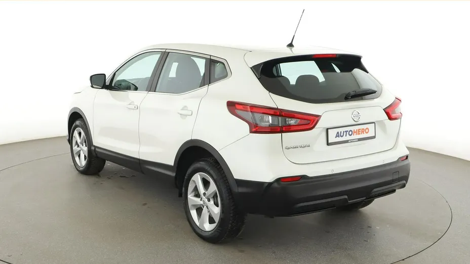 NISSAN Qashqai -