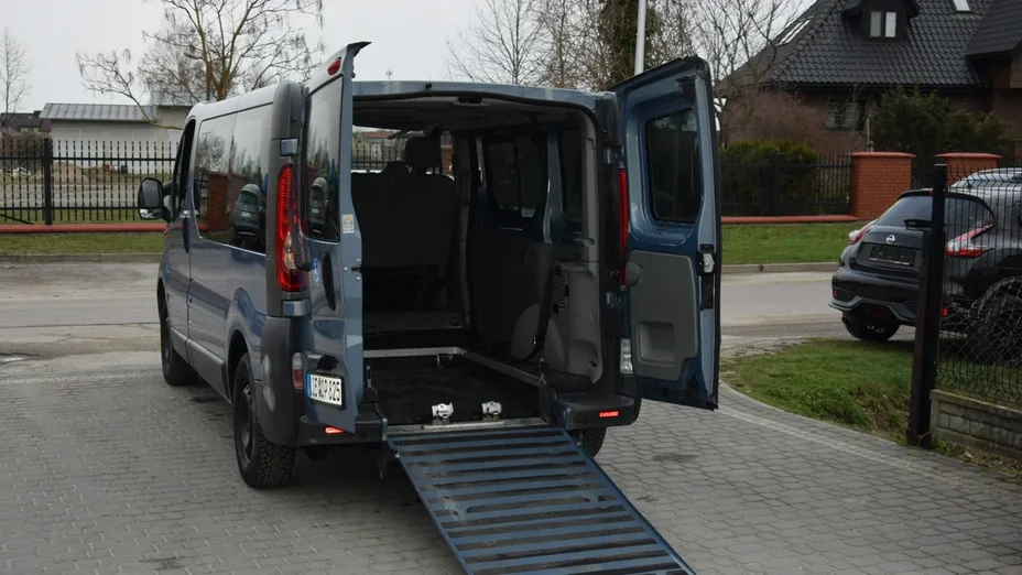 OPEL Vivaro -