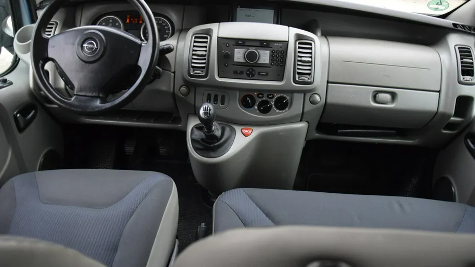 OPEL Vivaro -