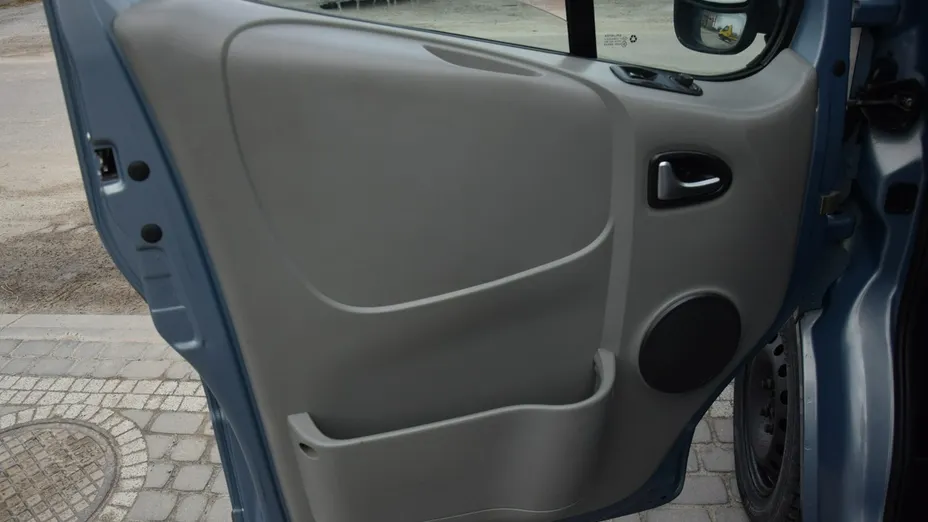 OPEL Vivaro -