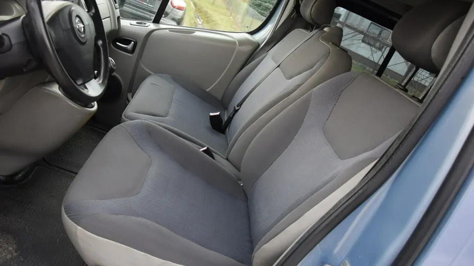 OPEL Vivaro -