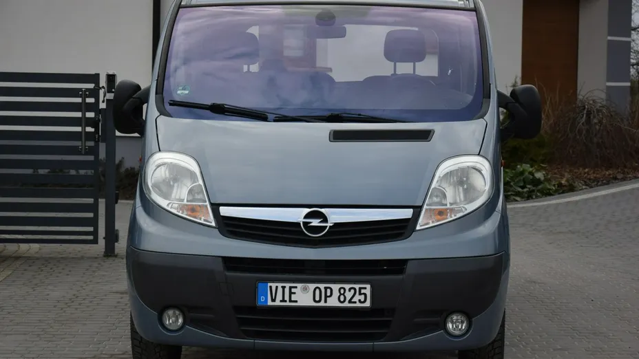 OPEL Vivaro -