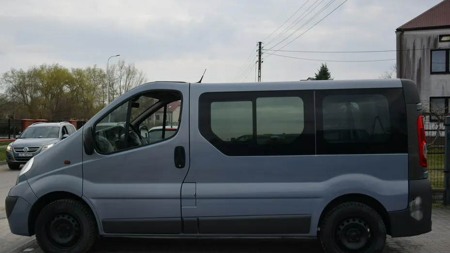OPEL Vivaro -
