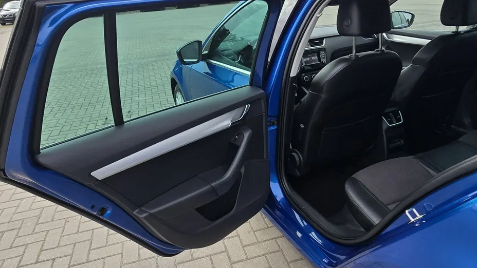 SKODA Octavia -