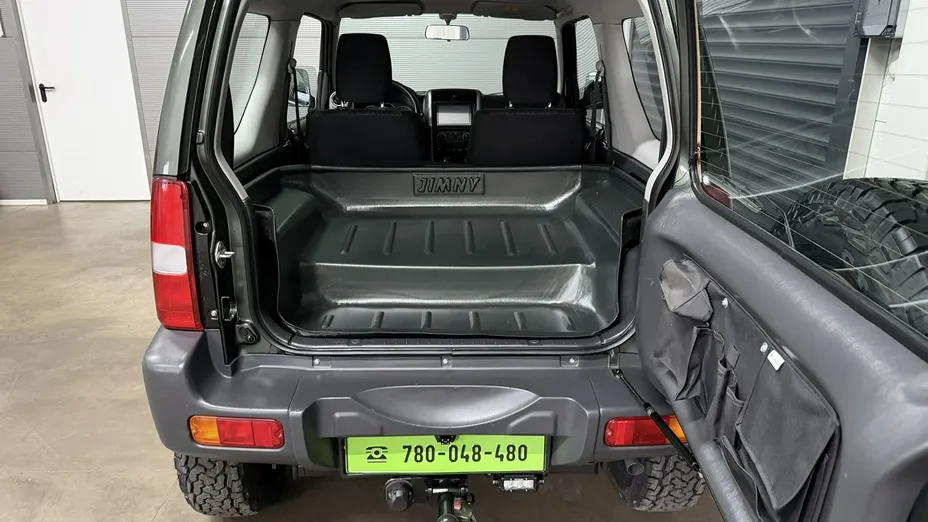 SUZUKI Jimny -