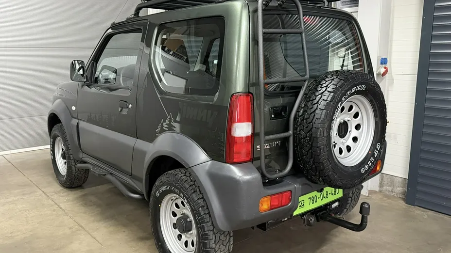 SUZUKI Jimny -