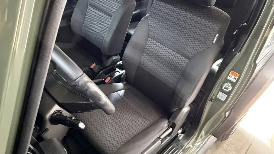 SUZUKI Jimny -