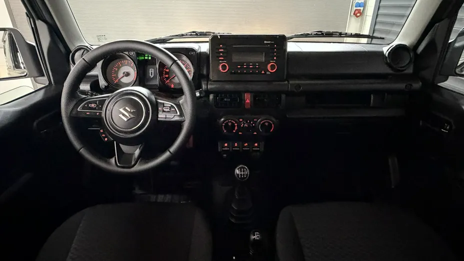 SUZUKI Jimny -