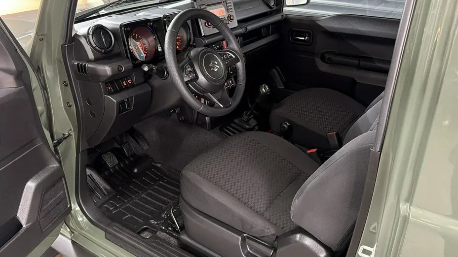 SUZUKI Jimny -