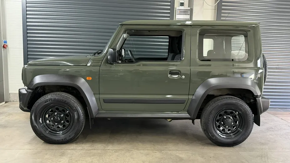 SUZUKI Jimny -