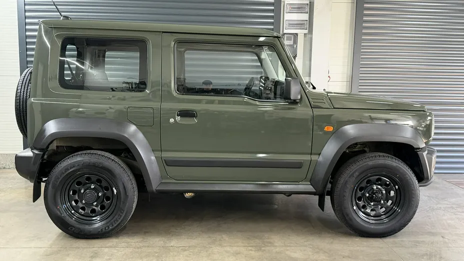 SUZUKI Jimny -