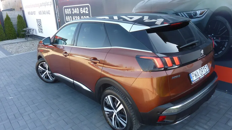 PEUGEOT 3008 -
