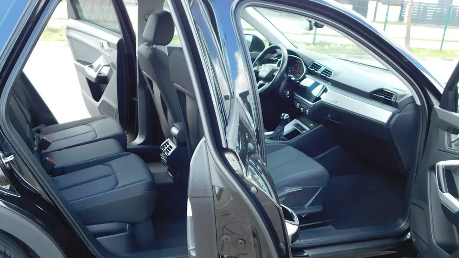 AUDI Q3 -