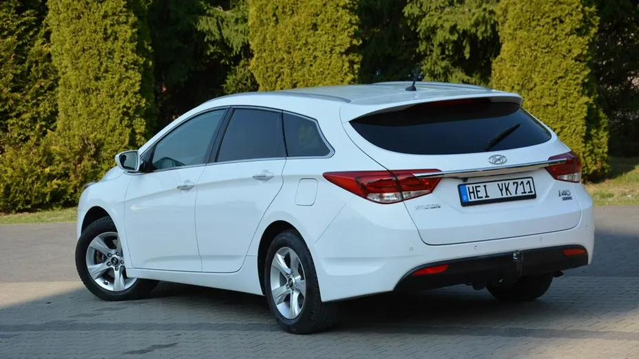 HYUNDAI i40 -