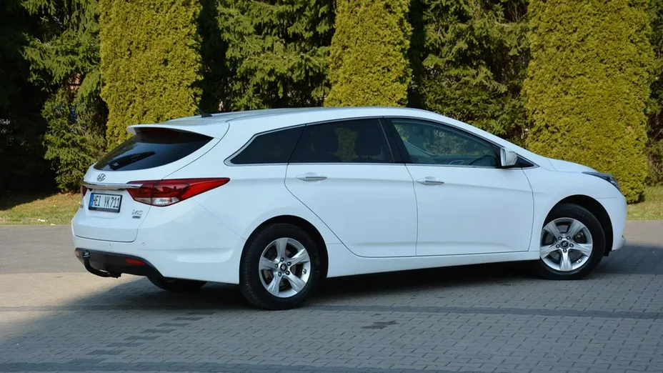 HYUNDAI i40 -