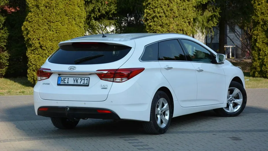 HYUNDAI i40 -