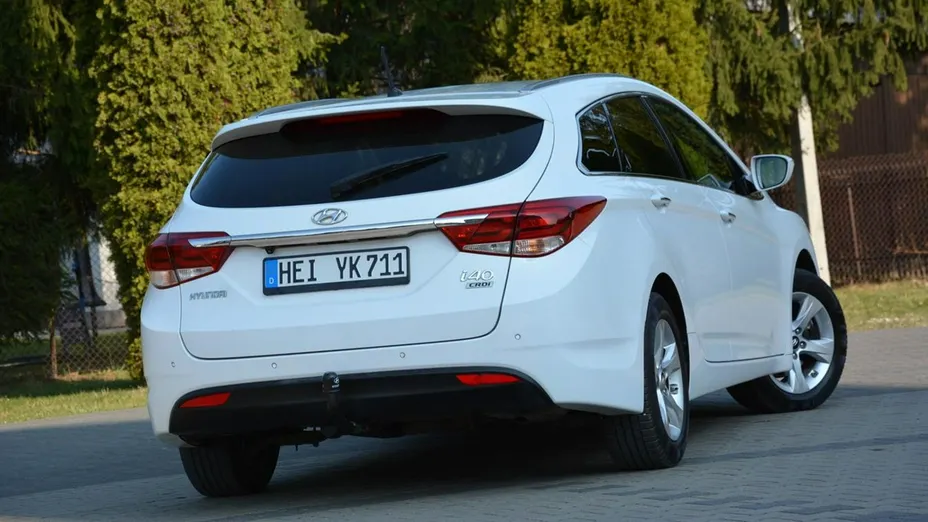 HYUNDAI i40 -
