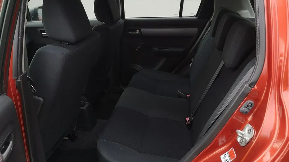 SUZUKI Swift -