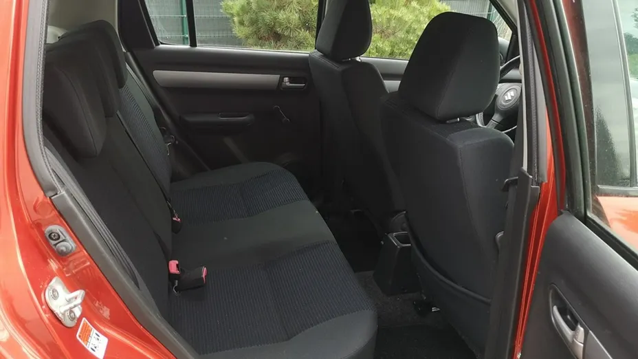 SUZUKI Swift -