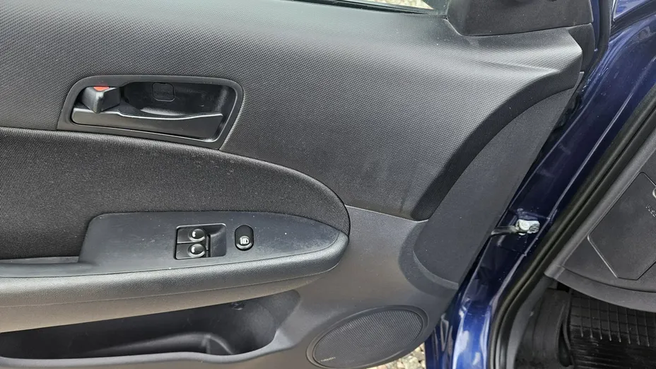 HYUNDAI i30 -
