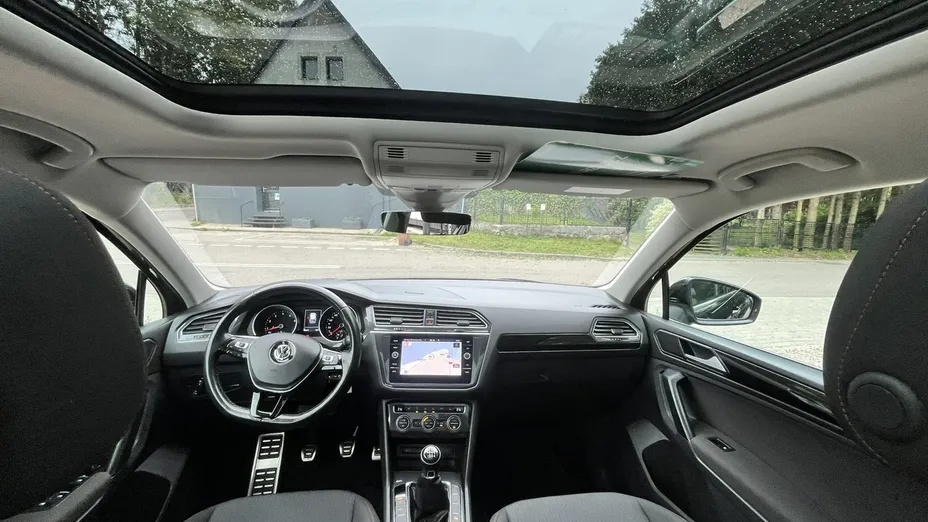 VOLKSWAGEN Tiguan -