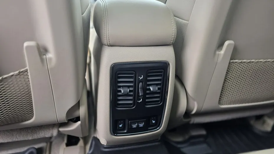 JEEP Grand Cherokee -