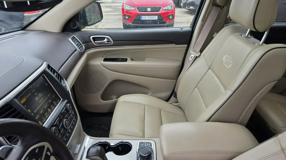 JEEP Grand Cherokee -