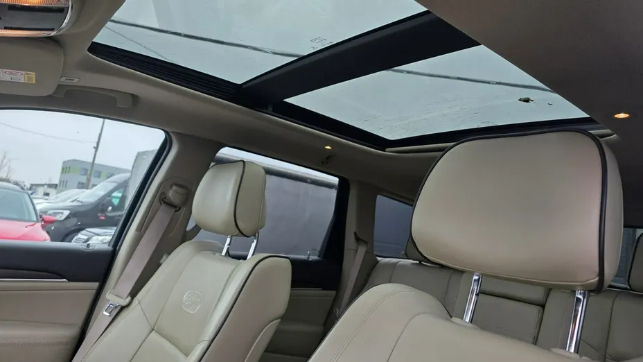 JEEP Grand Cherokee -